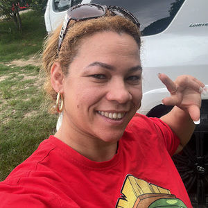 Meet your Posher, Yudelka